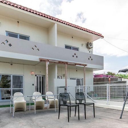 Sea Side Yaka Villa Onna Exterior foto