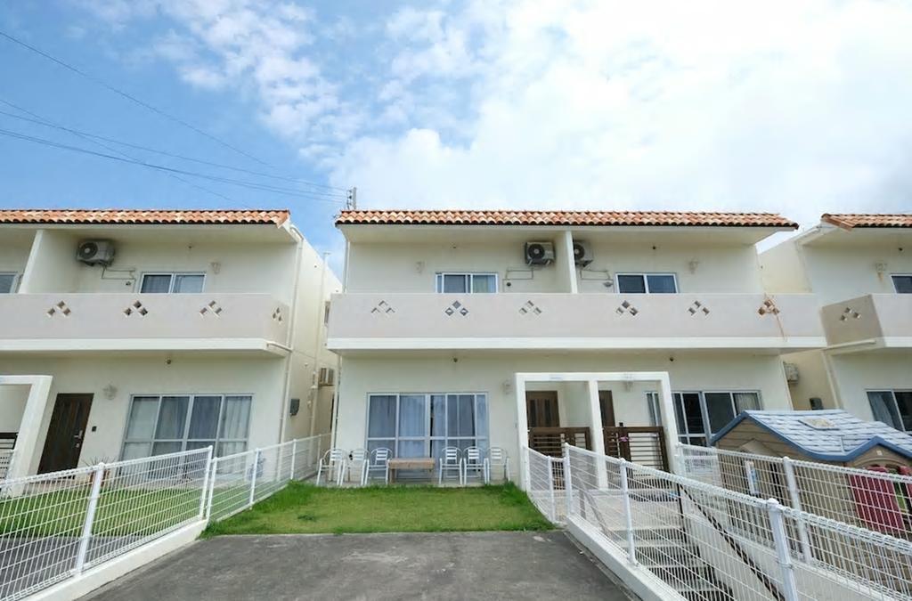 Sea Side Yaka Villa Onna Exterior foto